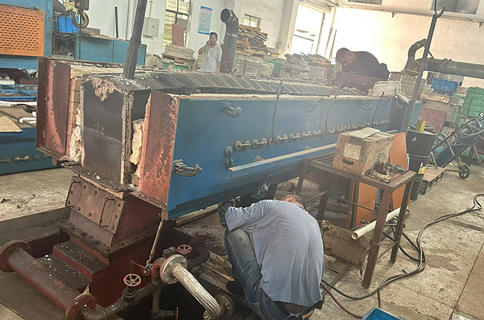 網帶淬火爐智能升級